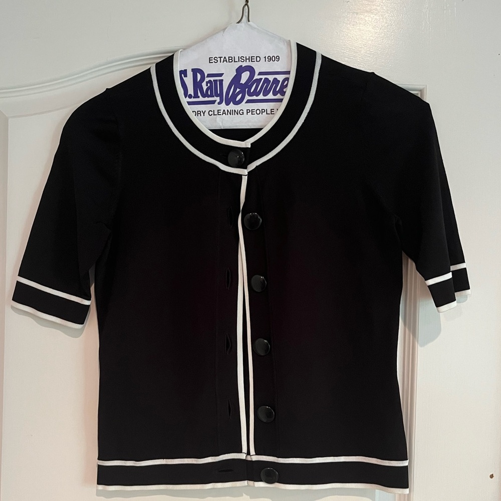 Formal White House black market cropped sweater. XS NWOT